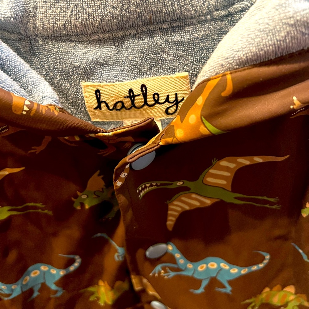 Hatley dinosaur hooded raincoat size 6